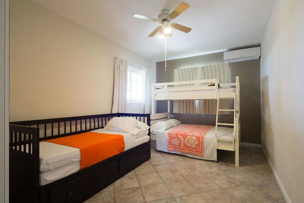 La Felicidad Aparthotel Oranjestad