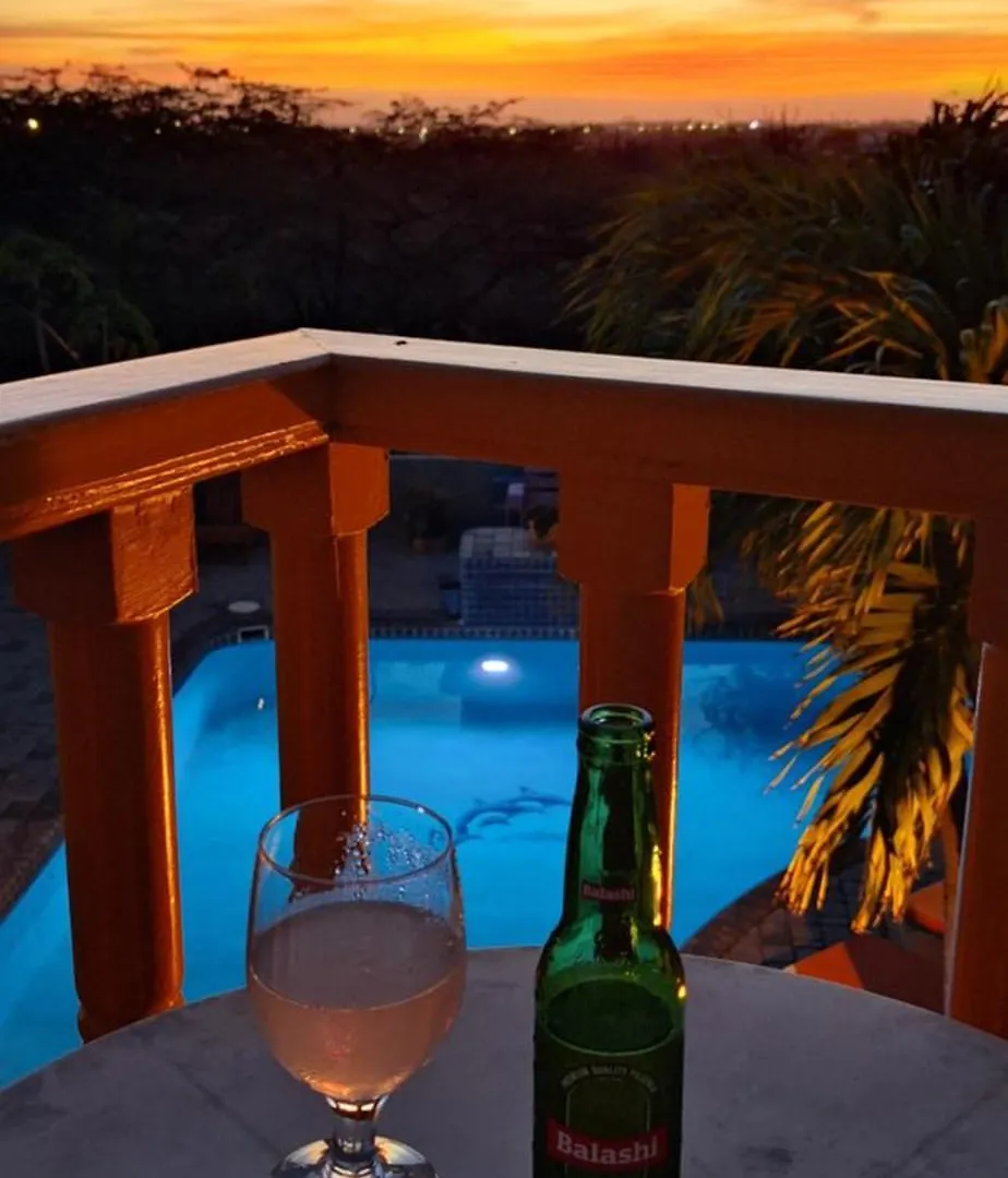 **  La Felicidad Aparthotel Oranjestad Aruba
