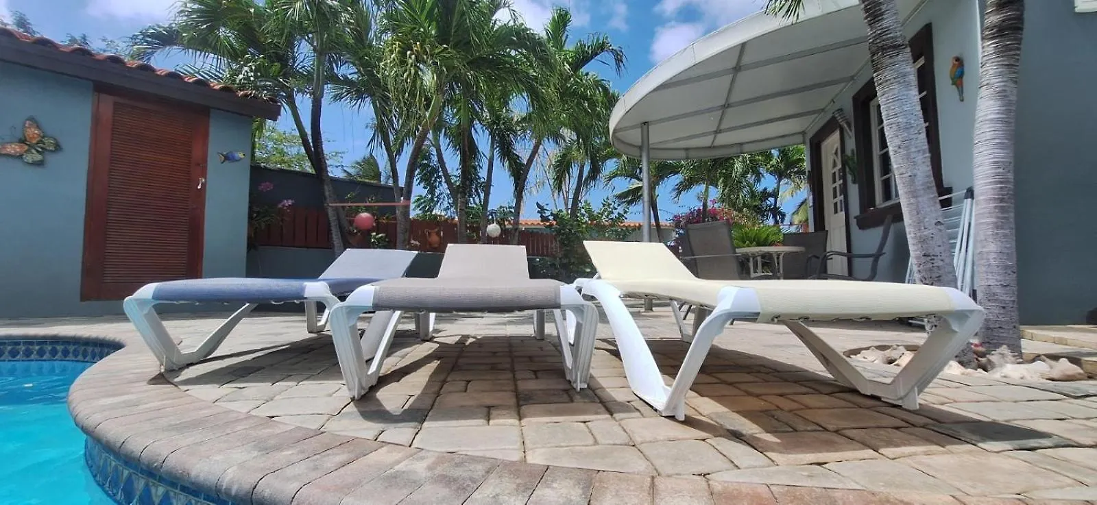 **  La Felicidad Aparthotel Oranjestad Aruba